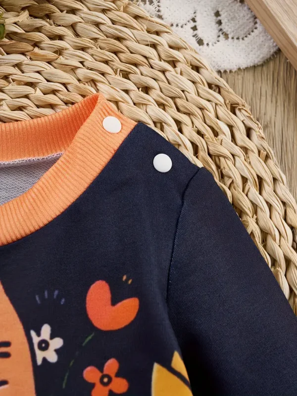 LULUKAKA Cute Cartoon Cat Print Long Sleeve Bodysuit, Polyester Knit Fabric, Regular Fit, with Crew Neck, Slight Stretch, for Newborns and Infants, Fall/Winter Collection, for Outdoor